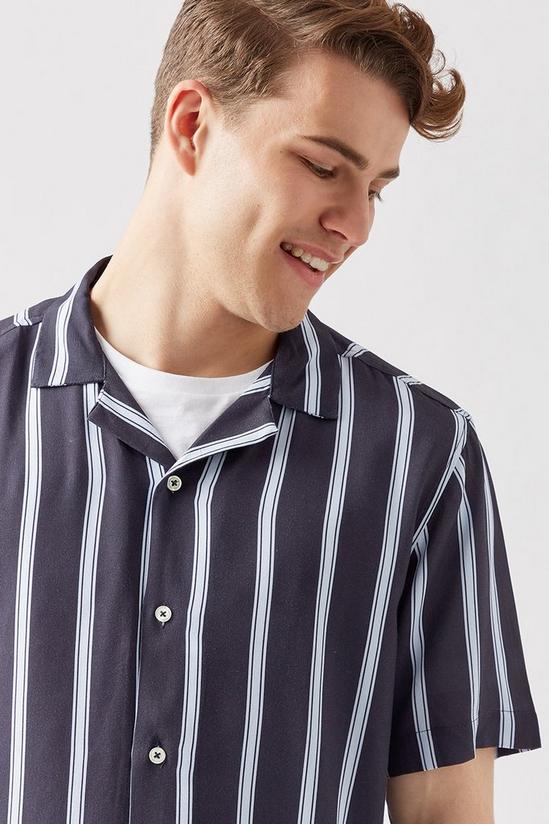 Burton Revere Collar Striped Shirt 4