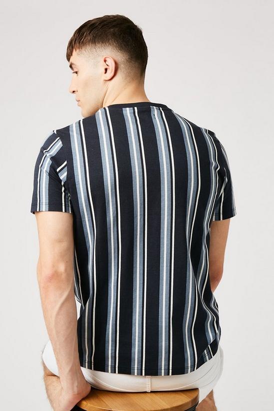 Burton Vertical Stripe T-shirts 3