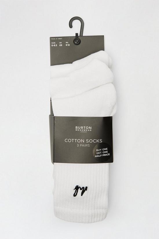 Burton 3 Pack White Crew Socks 2