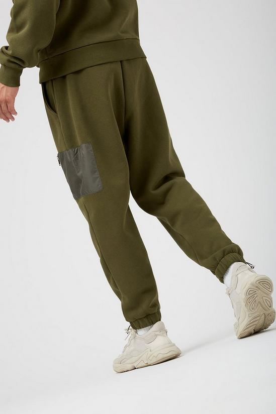 Burton Relaxed Fit Khaki Cargo Bungee Cord Joggers 3